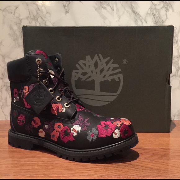 Timberland Shoes - 💯 Authentic Timberland 6” Premium Hiking Boots 🥾